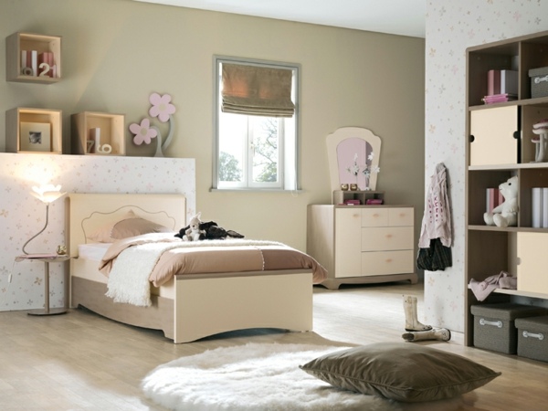 petite chambre déco idée tapis de sol petit lit aménagement