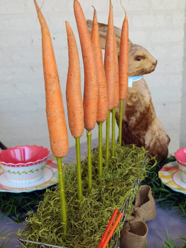 décoration Pâques lapin carottes
