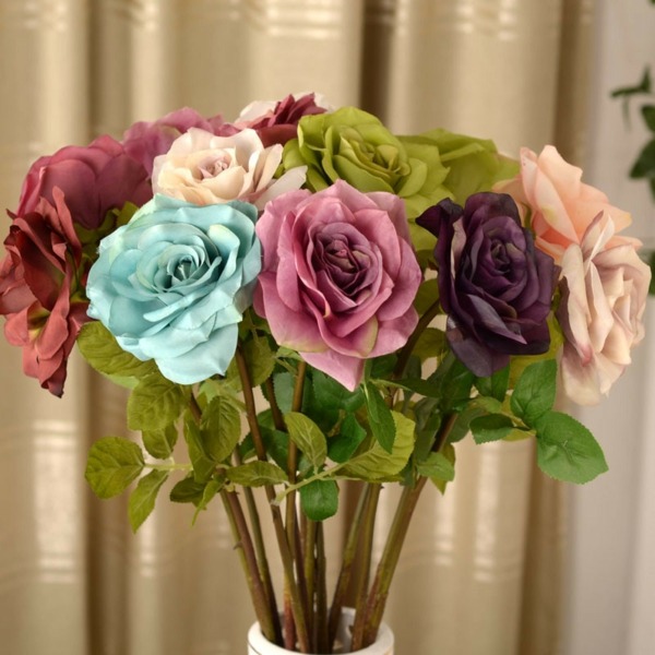 centre table fleurs roses