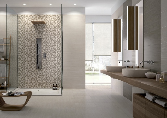salle de bain carrelage idée imitation bois mobilier salle de bain en bois