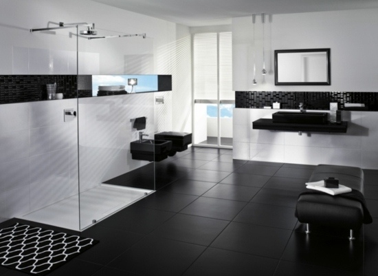 idée salle de bain design aménagement mobilier noir canapé noir miroir tapis de sol 