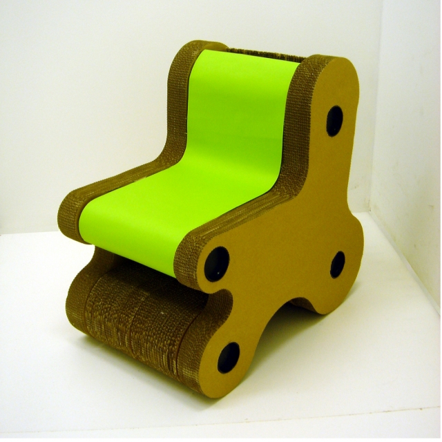 chaise-enfant-idée-originale-bois-materiau-couleur-jaune