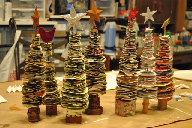 déco-Noël-petits-cercles-papier-décoratif-étoiles-sommet déco Noël