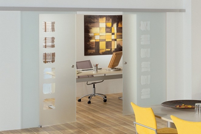 idées-porte-coulissante-optimiser-espace-maison-salon-salle-manger