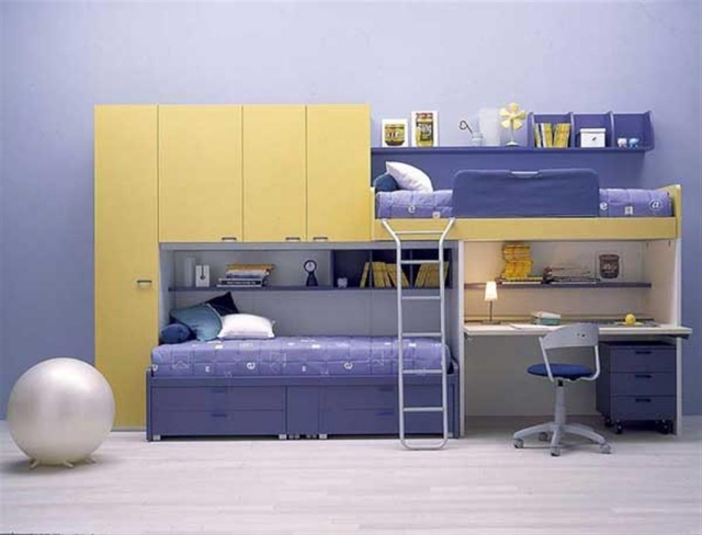 lit-superposé-idée-originale-couleur-bleue-jaune