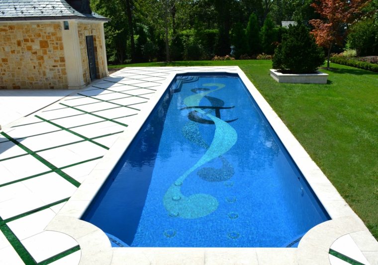 piscine hors sol design moderne