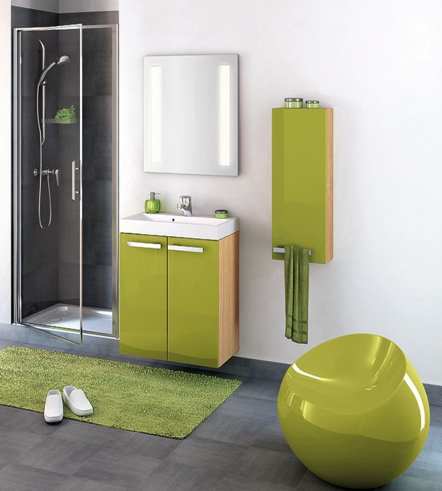 petite salle de bains aménagement mobilier vert design tapis de sol douche 