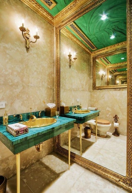 superbe salle de bain miroir geant style baroque