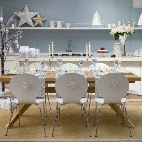 superbe salle à manger décorée nuances blanc