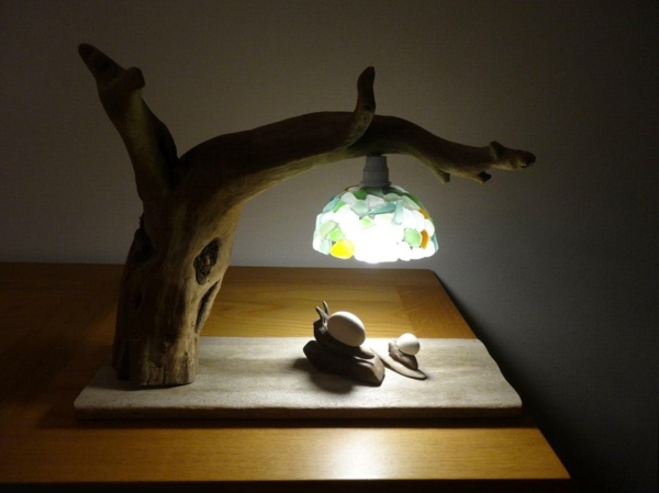 luminaire bois escargots galets