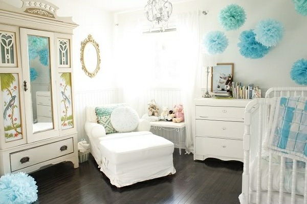 chambre bebe elegante bleu blanc