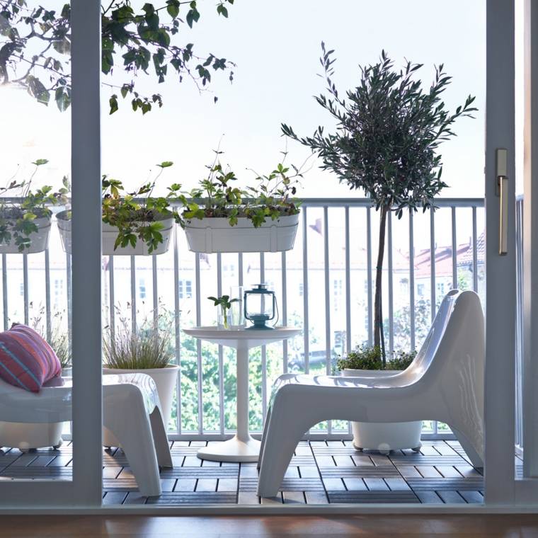 aménagement balcon meubles design