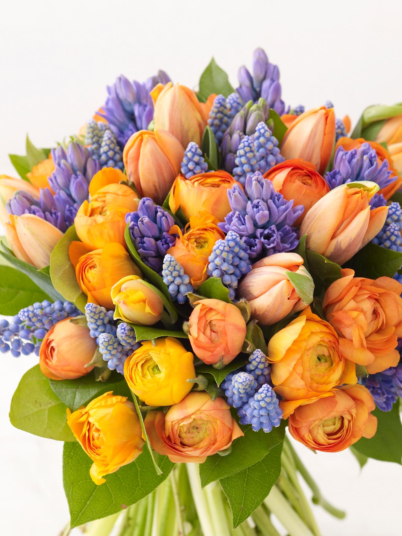 bouquet fleurs stylé élégant moderne orange violet décoration maison printemps