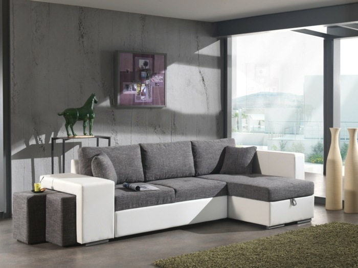 salon idée canapé design avec coffre gris blanc design d'intérieur moderne tableau cheval vert 