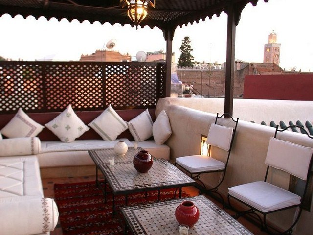 petite terrasse marocaine authentique