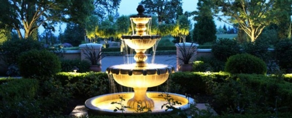 eclairage exterieur fontaine jardin