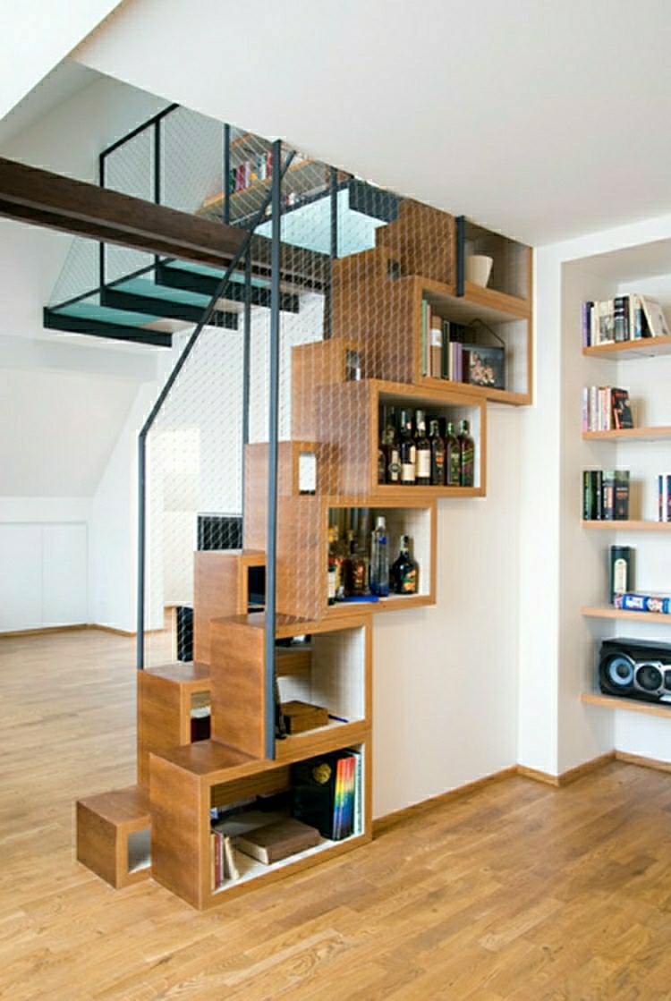 escalier avec rangement petit espace escalier en bois idée originale