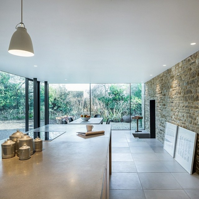 interieur extension verre cottage pierre