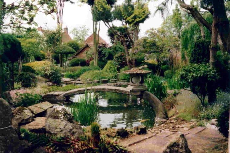 jardin zen japonais pierre