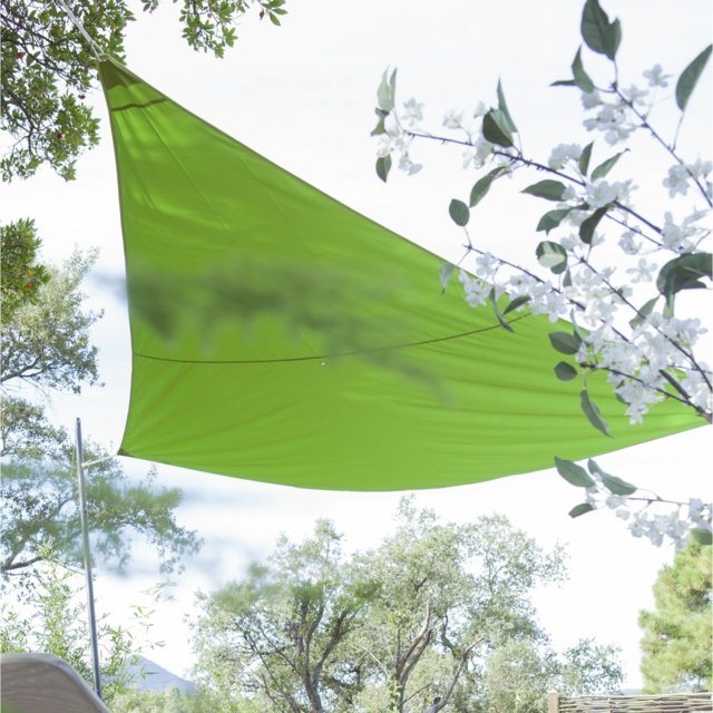 protection solaire voile vert triangle