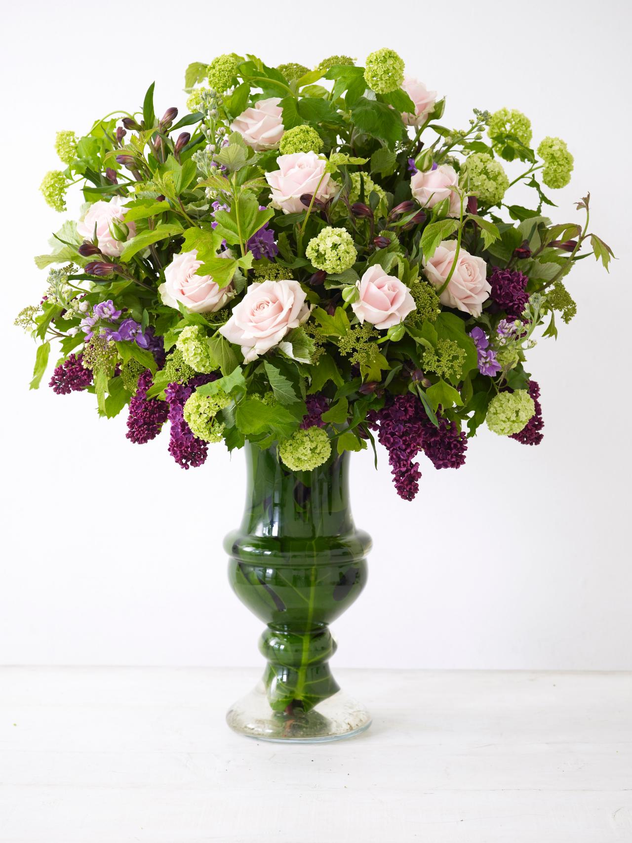 roses bouquet lilas décoration maison offrir un bouquet élégante originale printemps design simple vase