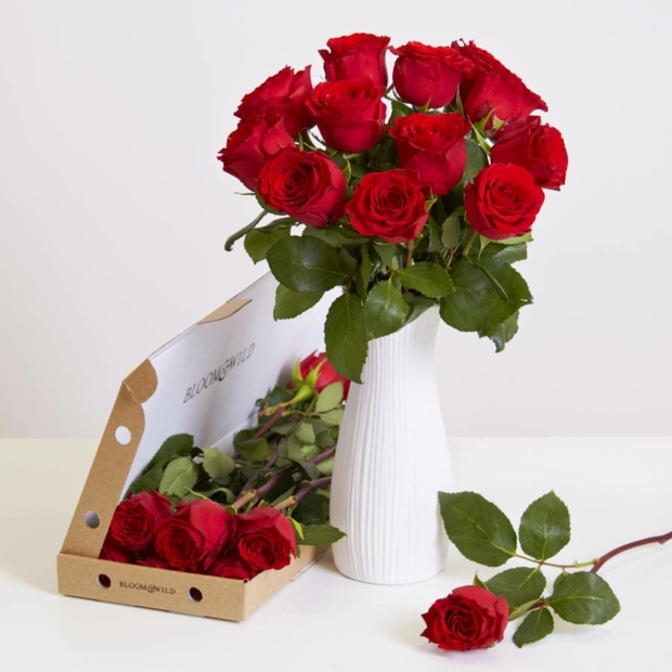 un bouquet de roses pour rouge cadeau traditionel