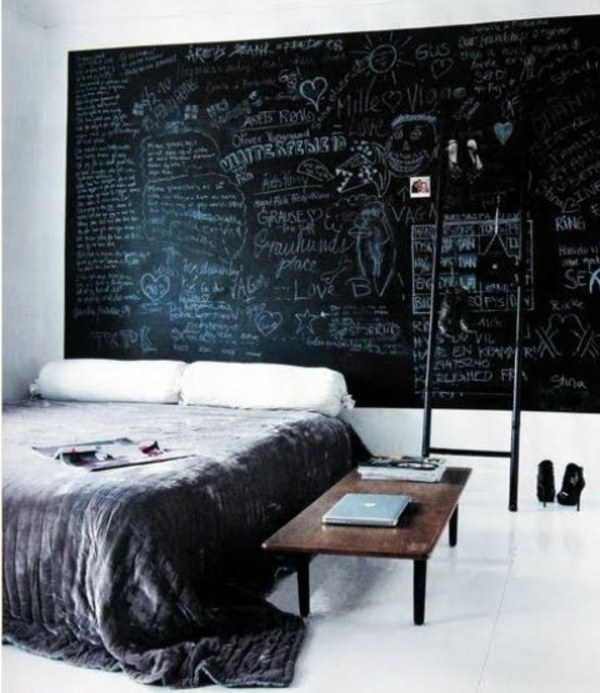 chambre à coucher avec tableau noir style shabby chic