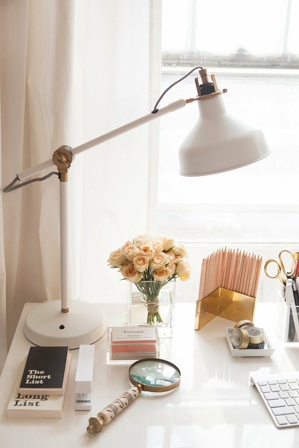 lampe chevet elegante bureau