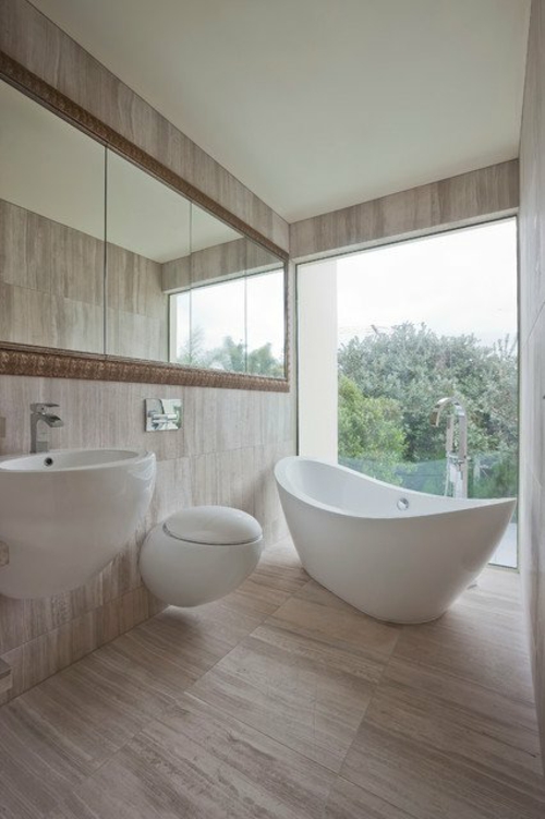 salle de bain baignoire ilot minimaliste