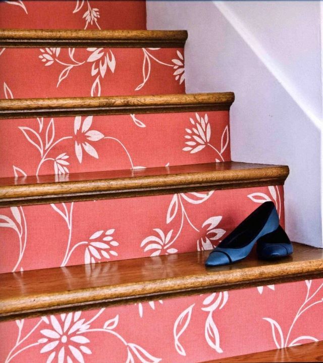 papier peint déco bois escalier moderne design malin