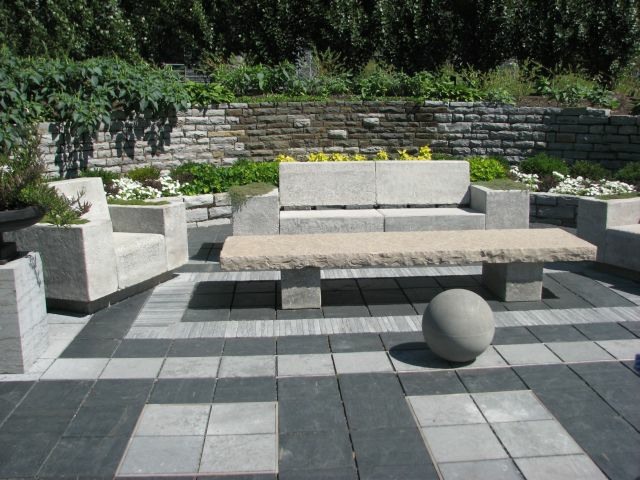 salon de jardin en pierre pour jardin 