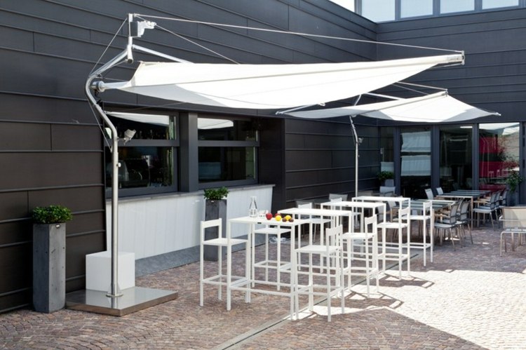 parasol contemporain pratique Corradi Outdoor Living Space