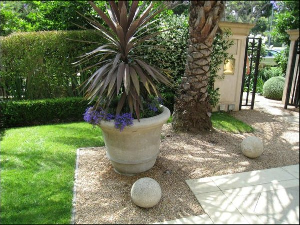 pierre decorative jardin idee