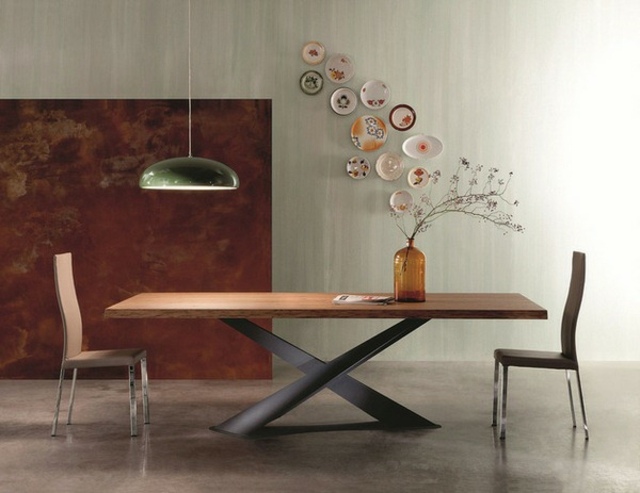 table manger salle bois métal chaise lampe suspendue verte cuisine salle à manger 