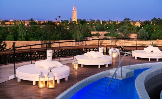 terrasse style marocain piscine