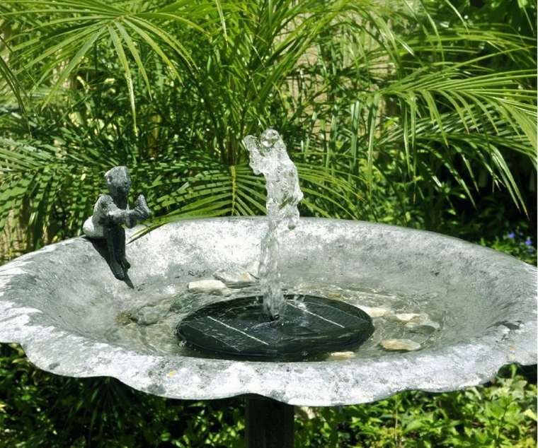 jardin déco extérieur fontaine statuettes fontaine en métal