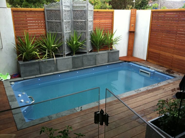 mini piscine deco jardin original