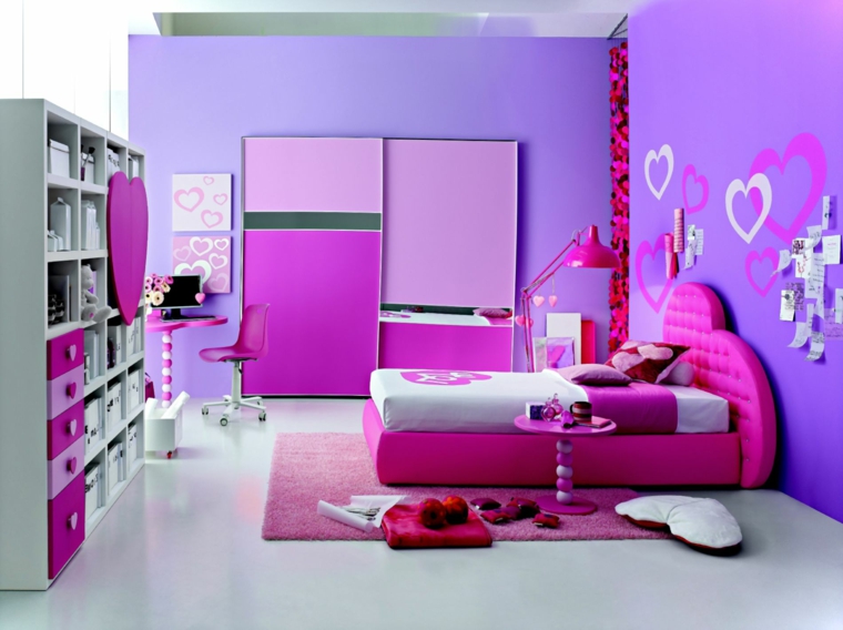 chambre fille peinture rose violet coeurs princess idée déco rose 