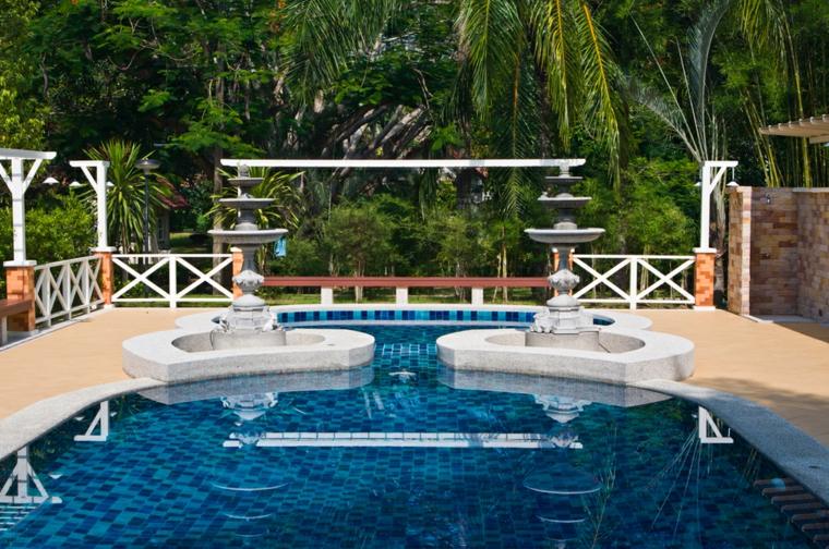 piscine et jardin idée aménagement moderne design extérieur 