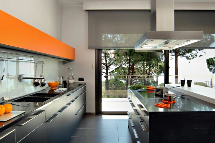 cuisine orange elegante moderne
