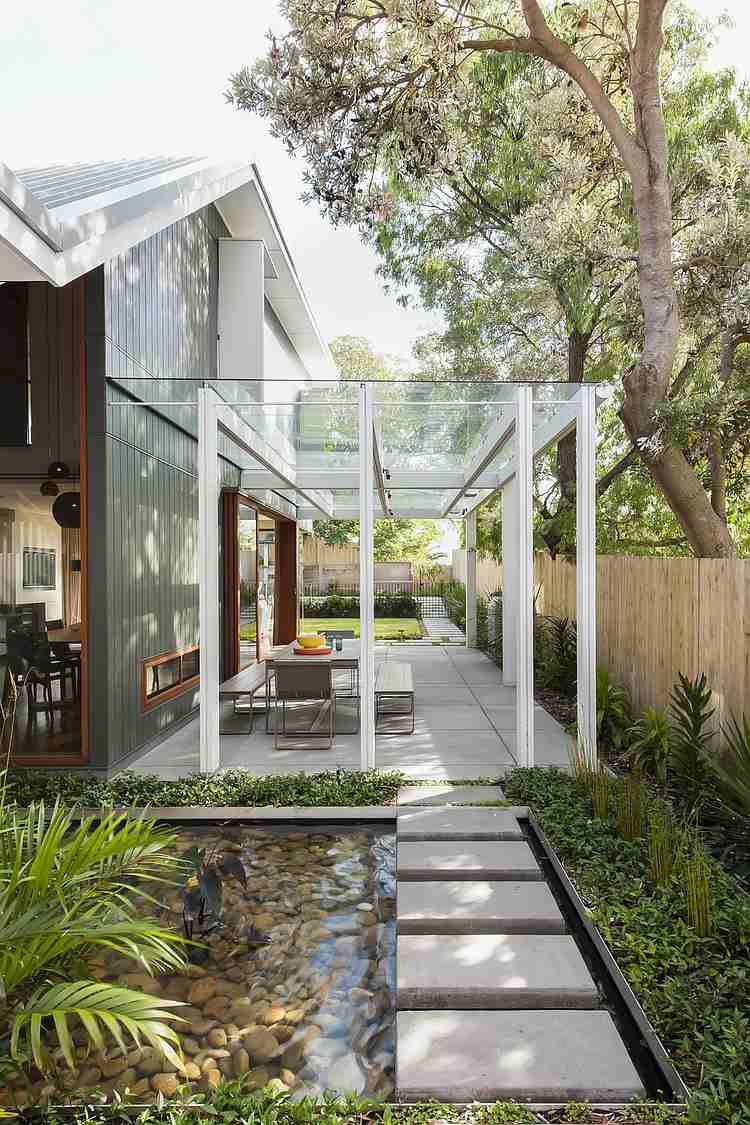 pergola pour terrasse design verre