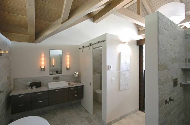 porte de grange aménagement salle de bain idée porte bois coulissante design
