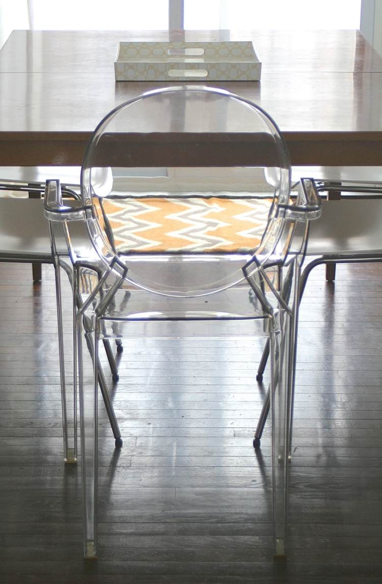 chaises kartell plastique transparent