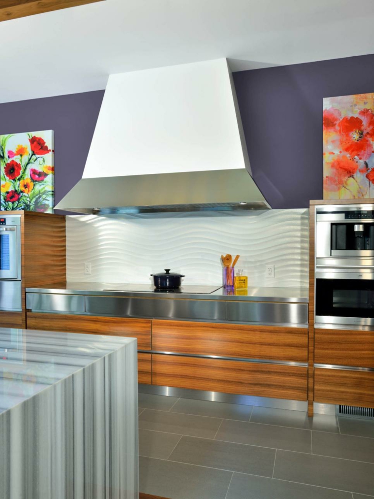 cuisine décoration idée peinture violet hotte aspirante meuble bois