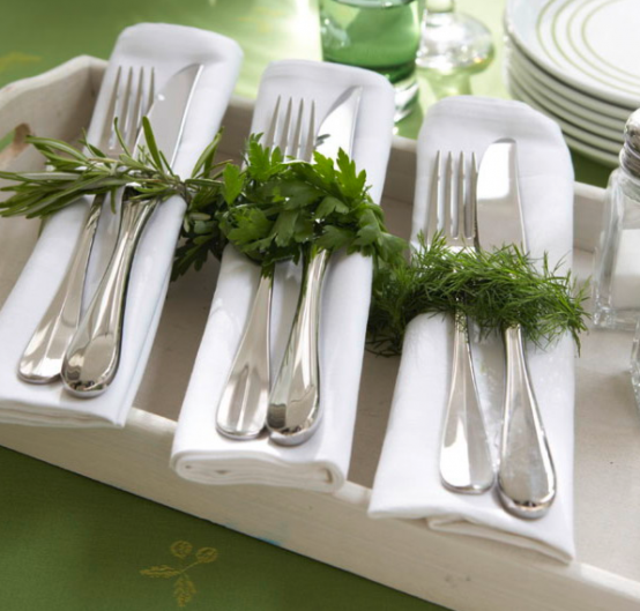 idée originale décoration de table marriage couvercle herbes 