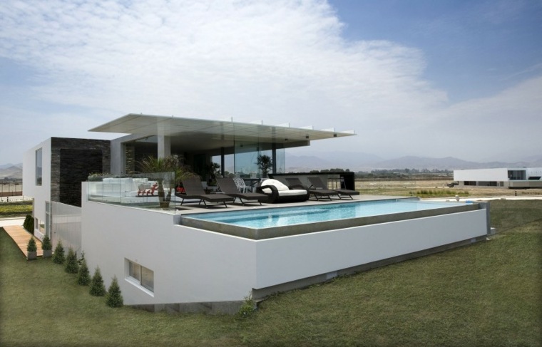 maison design déco contemporaine avec piscine