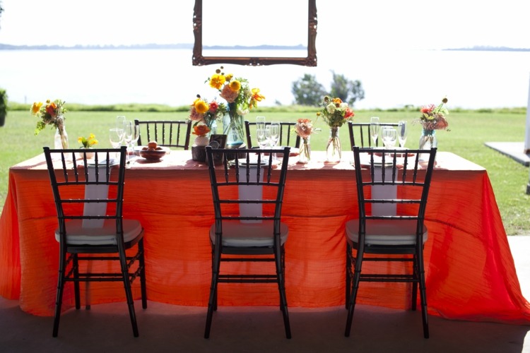 table mariage deco nappe orange