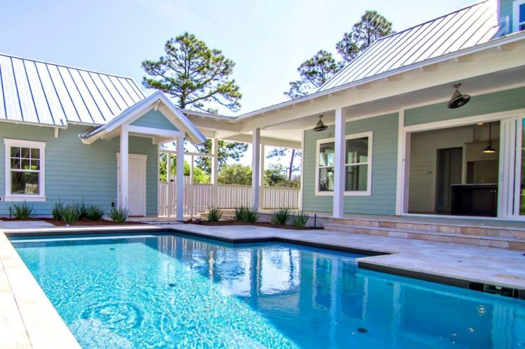terrasse avec piscine moderne