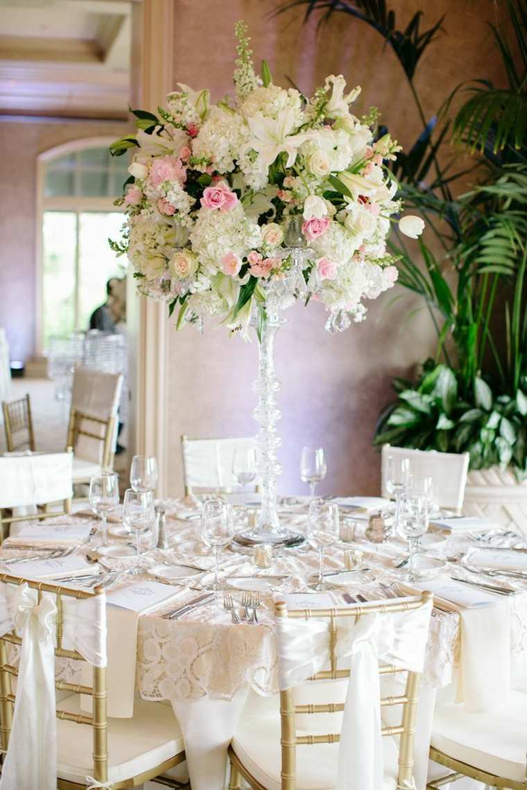 décoration mariage centre de table fleurs idée bouquet suspension original