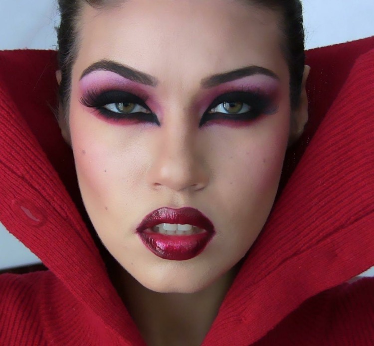 maquillage femme vampire sexy